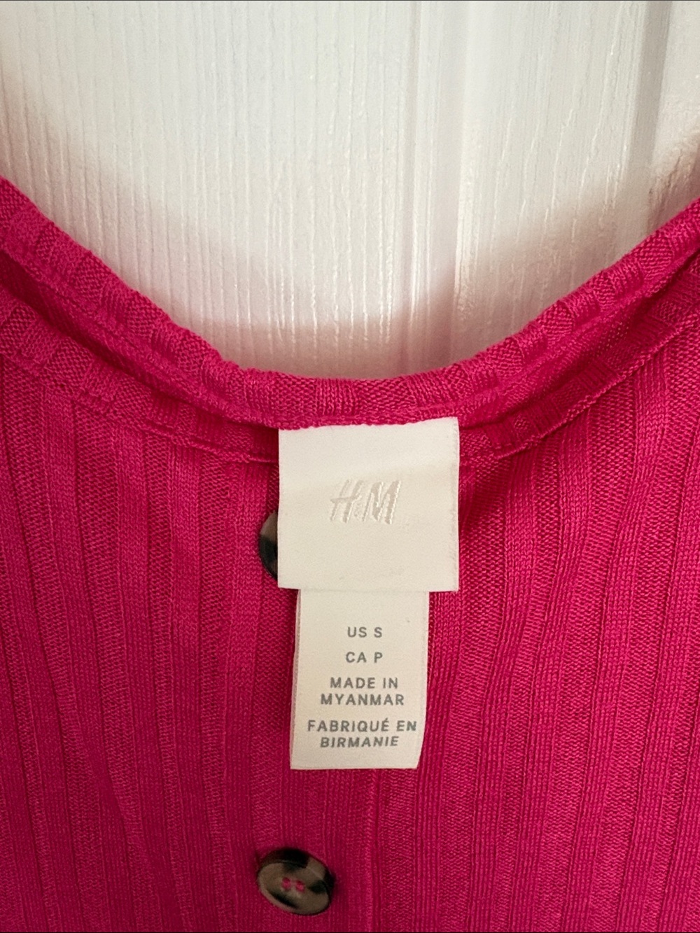 H&M Ribbed Button-Front Tank Top - Fuchsia - Picture 2 of 3